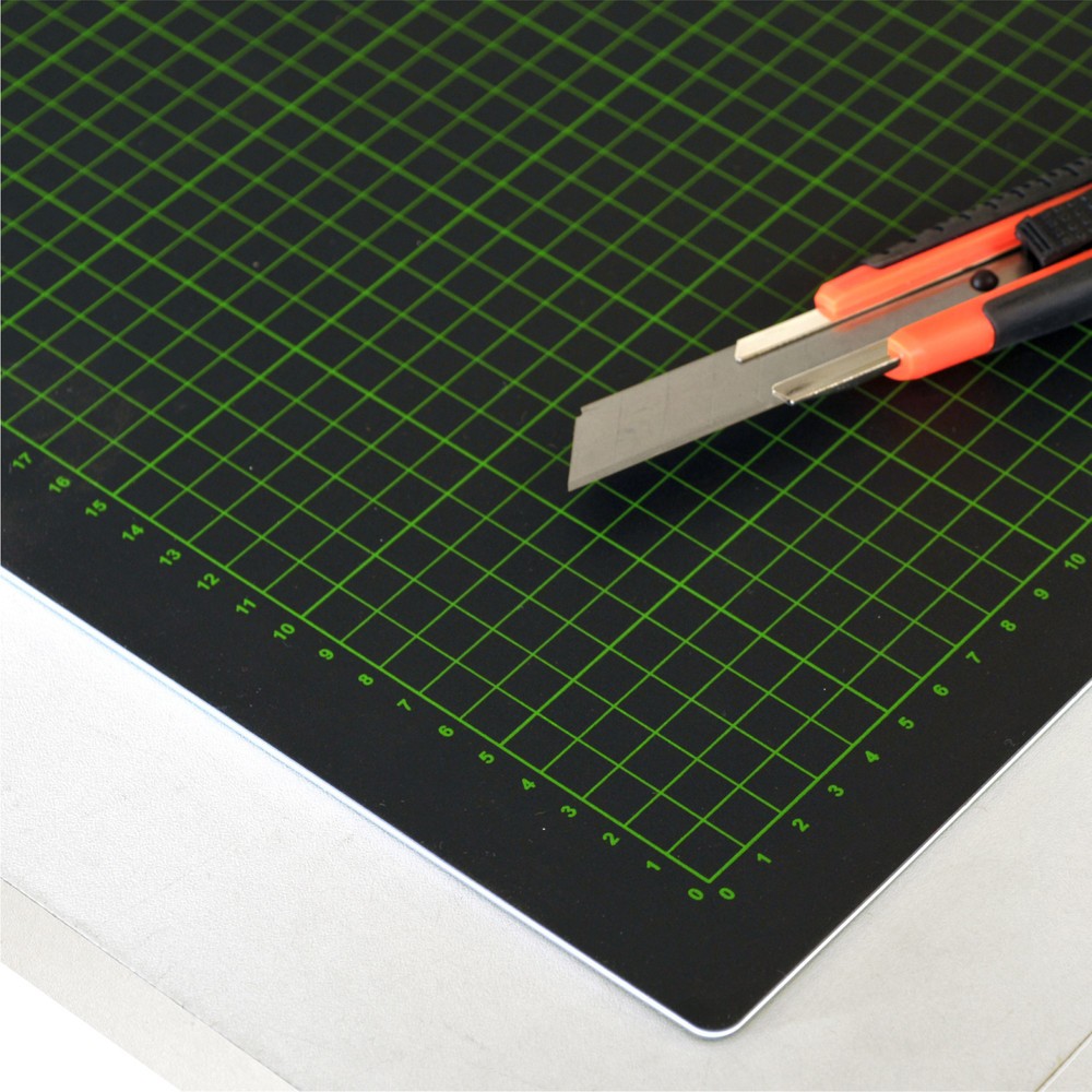Produktabbildung: Schnittfeste Unterlage für Packtische Basic, Classic und Multiplex, BxT 900 x 600 mm