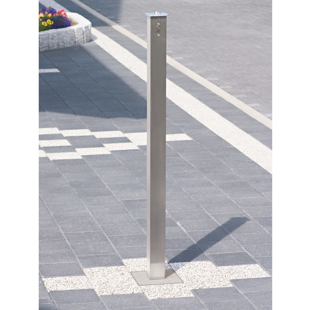 Produktabbildung Nr. 1: Sperrpfosten aus Edelstahl, versenkbar 70 x 70 mm, versenkt verschliessbar