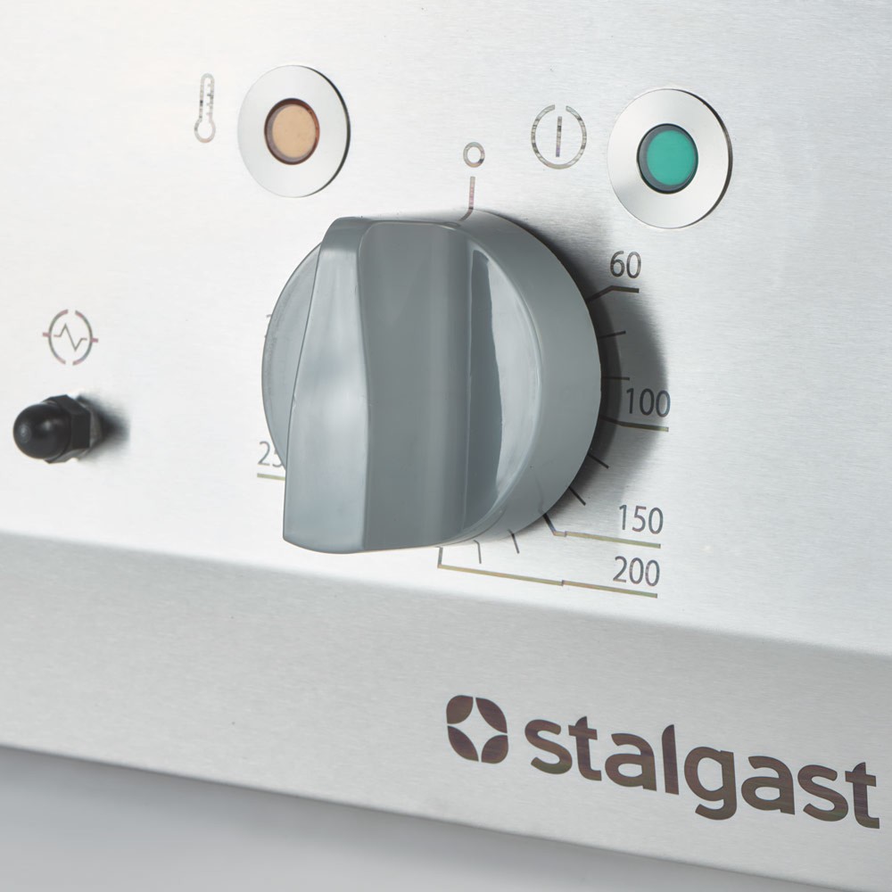 Produktabbildung Nr. 2: Stalgast Verchromte Elektro-Griddleplatte als Tischgerät, 800x700 mm, ½ glatte/½ gerillte Grillfläche, Serie 700 ND