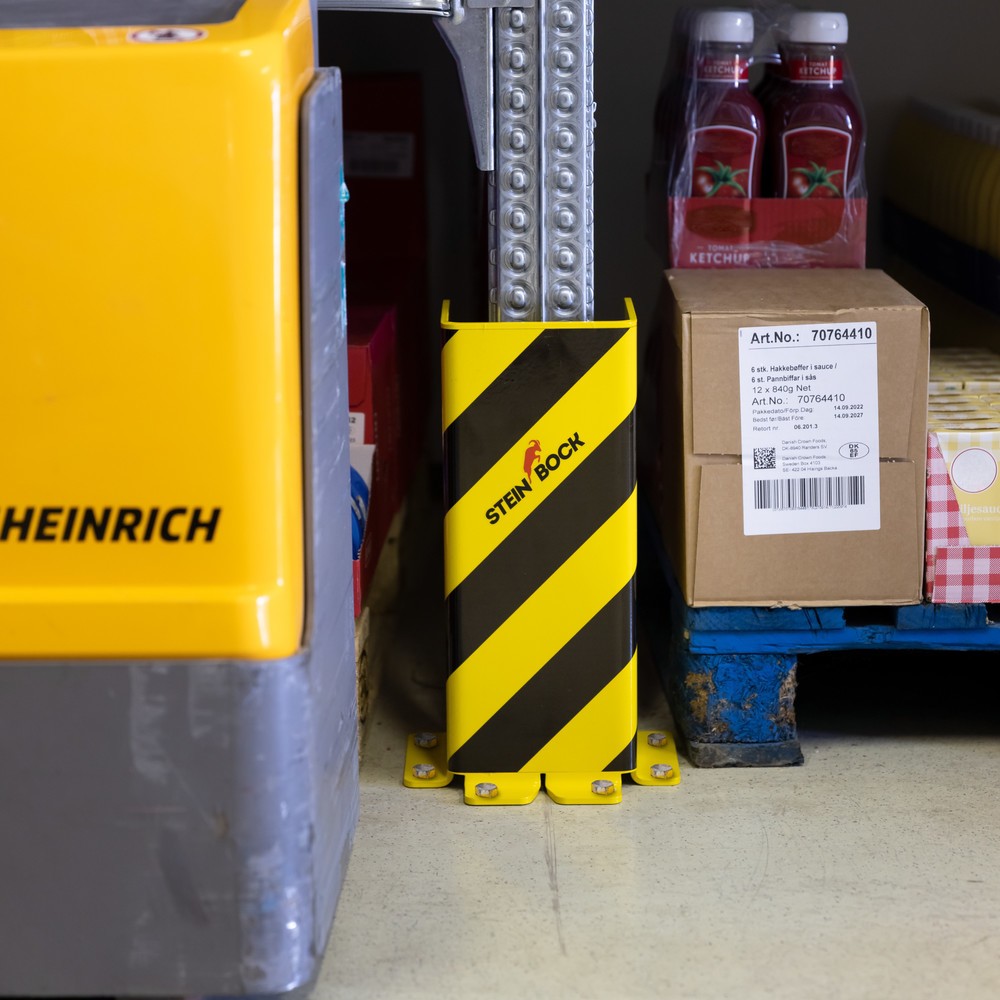 Produktabbildung Nr. 8: Coin de protection en acier Steinbock® SAW-1, profilé en U, épaisseur 6 mm, hauteur 400 mm