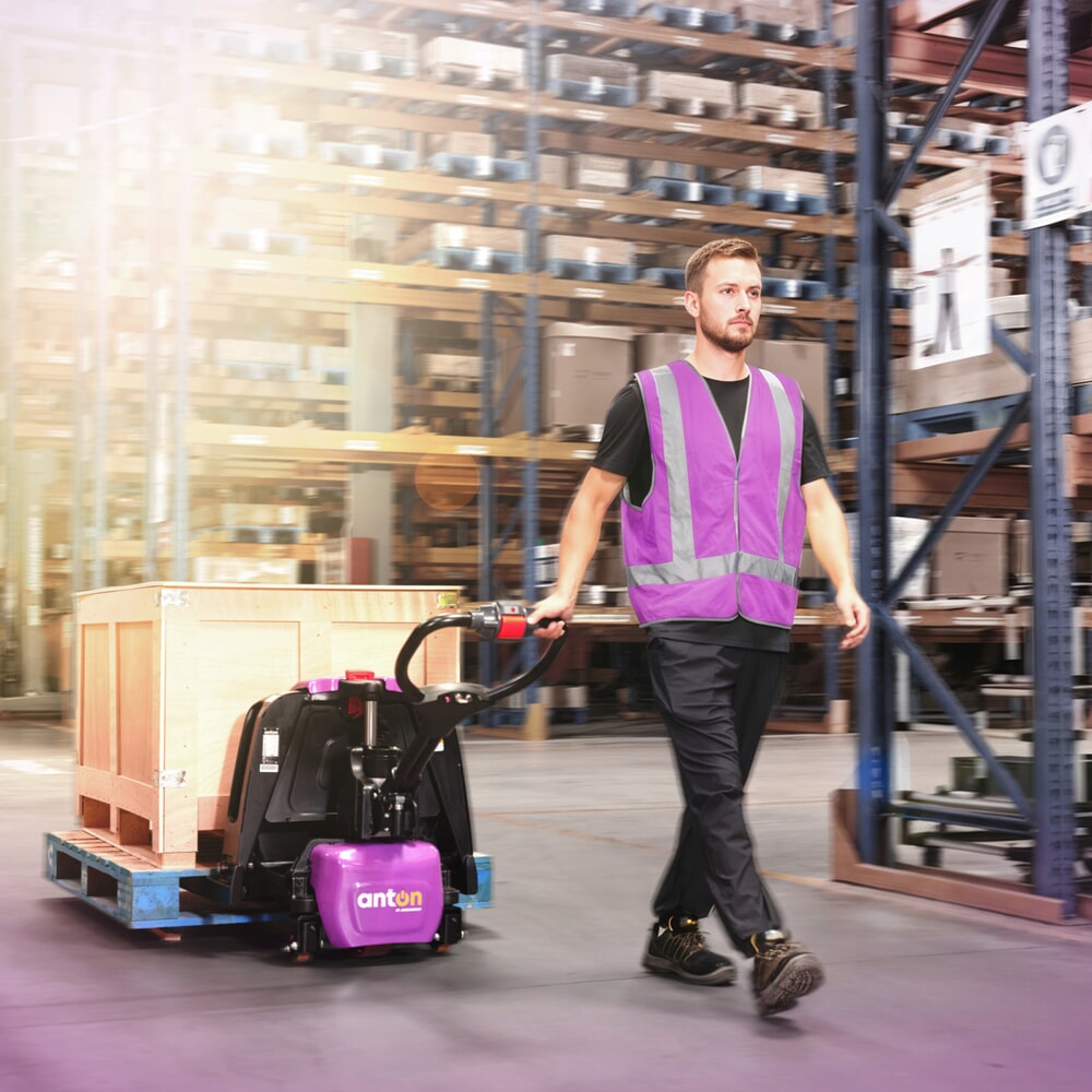 N° de l'image du produit 12 : Transpalette électrique AntOn par Jungheinrich PTL 1.5 avec roues de support, capacité de charge 1 500 kg, longueur de fourche 1.150 mm