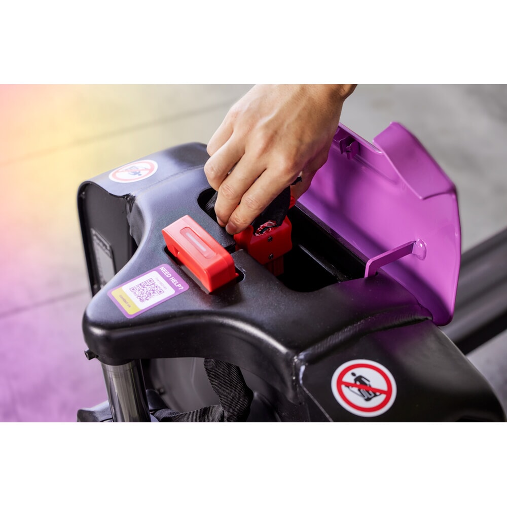 N° de l'image du produit 10 : Transpalette électrique AntOn par Jungheinrich PTL 1.5 avec roues de support, capacité de charge 1 500 kg, longueur de fourche 1.150 mm