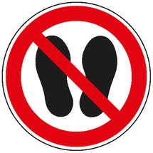 Verbotsschild – Betreten der Fläche verboten