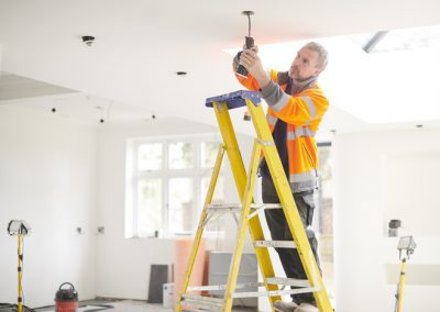 Sécurité sur échelle – travailler en hauteur